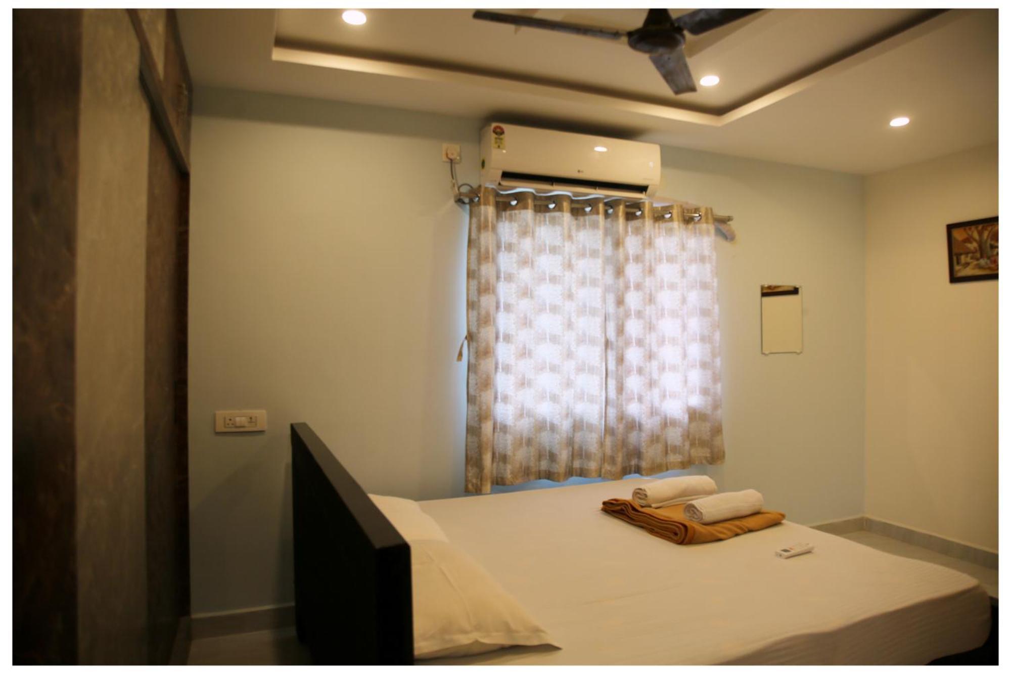 Padmavathi Homestay Tirupati Exterior foto